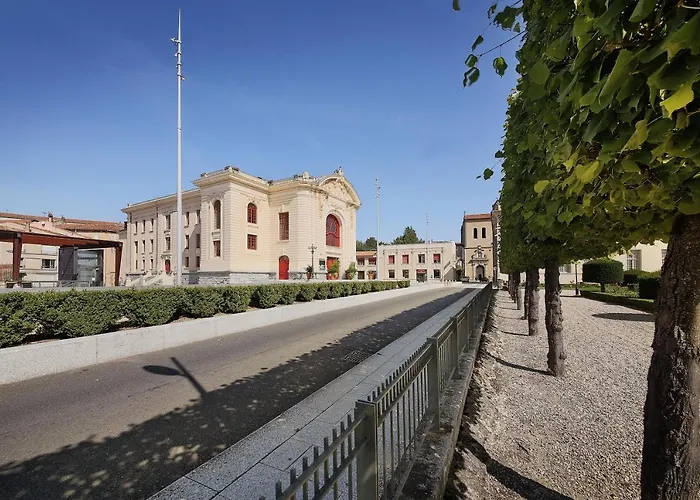 Le Barral